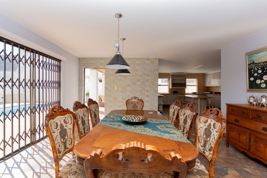 3 Bedroom Property for Sale in Dwarskersbos Western Cape